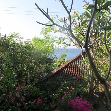 ホテルBo'S Bungalows And Restaurant バリ島 エクステリア 写真