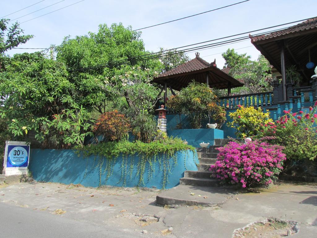 ホテルBo'S Bungalows And Restaurant バリ島 エクステリア 写真