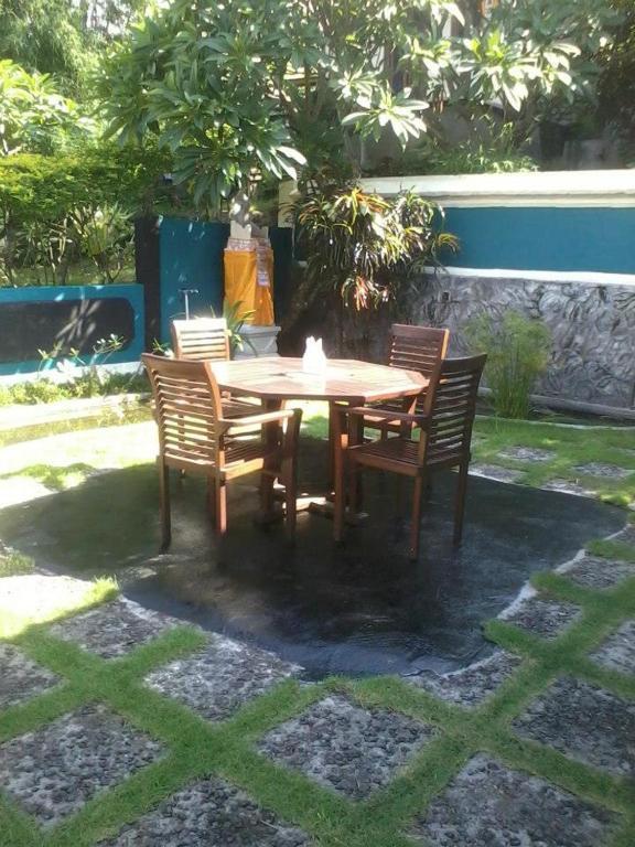 ホテルBo'S Bungalows And Restaurant バリ島 エクステリア 写真